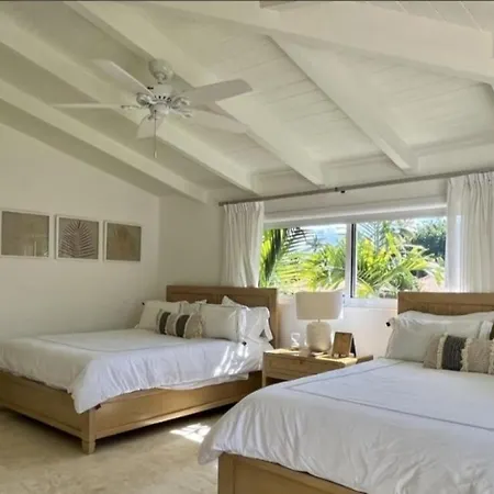 Apartamento Abierto Con Banera De Hidromasaje Prado Del Rey Exterior photo